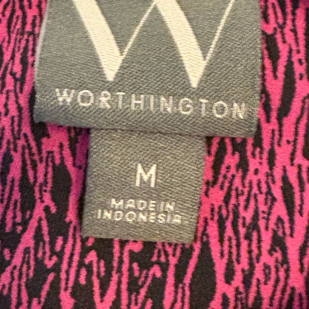 Worthington Vibrant Pink and Black Top - Picture 2 of 9